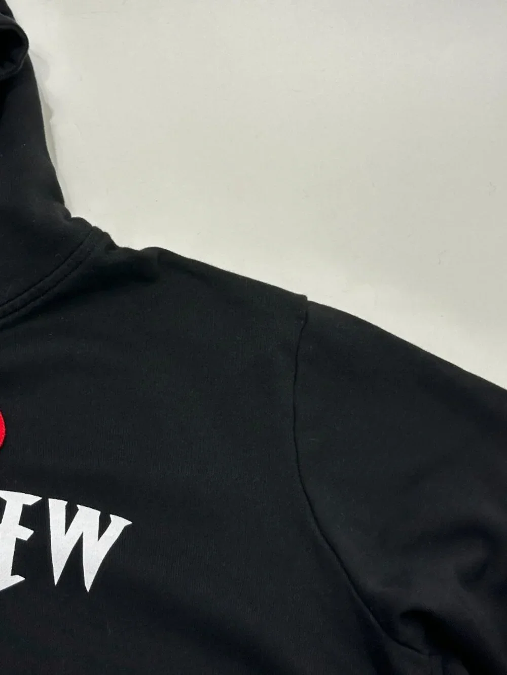 Kill Crew Hoodie Mens 2XL Black Pullover Sweatshirt Graphic Logo Streetwear - Picture 4 of 16